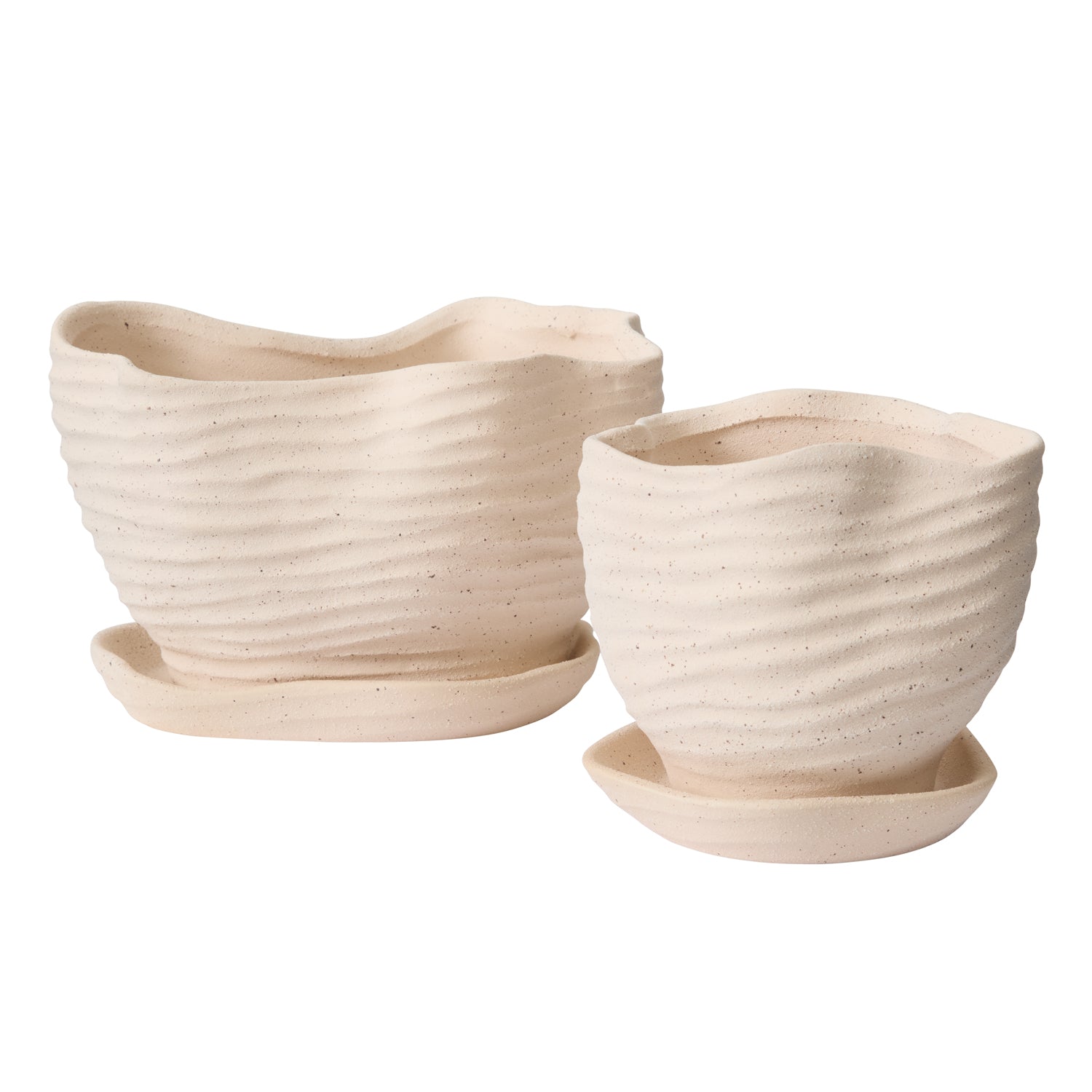 Highland rippled ceramic planter in sandy light tan with curved saucer